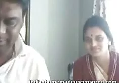 Hart verdammte Frauen auf dem fickfilme free Bett