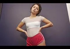 Feurige Latina springt alte fickfilme auf den Penis