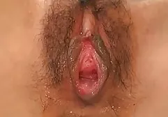 Schöne Blondine hat Spaß fickfilme ohne anmeldung mit einem Mann vor der Kamera