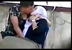 Die Studentin verführte ihre Mitbewohnerin im Wohnheim fickfilme mutter sohn