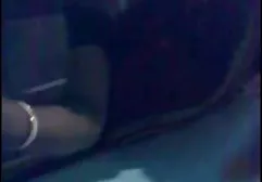 Tauben greifen sich gegenseitig geile fickfilme gratis nach den Schwänzen und lutschen sie eifrig in Erwartung des geschätzten Eindringens