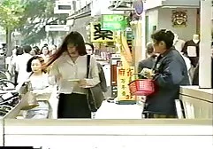 Das Mädchen war lange zusammengebrochen, wollte nicht mit einem Fremden ficken, der zu ihrem älteren Bruder ging, aber der Kerl nahm trotzdem seinen eigenen und leckte ein wenig Pussy mit einer Bescheidenheit, extreme fickfilme begann sie fröhlich zu jubeln