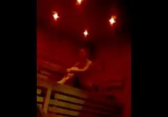 Alter Furz leckt die Beine einer schlafenden fickfilme in deutscher sprache Hündin