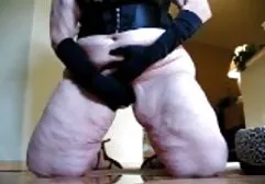 Eine Blondine mittleren Alters, aber flirtend, hofft heute nicht ohne Grund auf geile deutsche fickfilme guten Sex