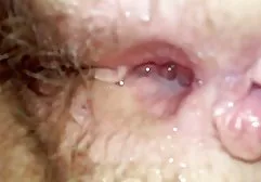 Die schwüle Brünette Chloe fickfilme gratis James reibt sich die Muschi zum Orgasmus