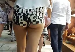 Während einer Sex-Massage-Sitzung nimmt die Masseuse ein Mitglied des Kunden auf und masturbiert ihn, saugt gekonnt, sie arbeitet mit ihrem Mund für 100, am geile fickfilme gratis Ende endet er ihre Muschi