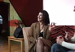 Das Mädchen zeigt auf der fickfilme frei Kamera den ganzen Charme ihrer Muschi. Dieser großartige Strip-Dance wird jeden ansprechen