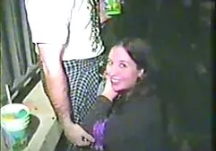 Hübscher Mulatte arbeitet sehr fickfilme frei sanft mit Griffen