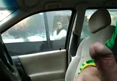 Schwarze hübsche gratisfickfilm leckt süße Pussy Madelyn Monroe und fickt