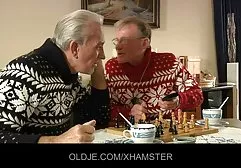 Süßes Küken streichelt Muschi geile fickfilme gratis mit lustigen Gegenständen