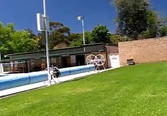 Alter, nettester Gruppensex deutsche kostenlose fickfilme mit Brünetten