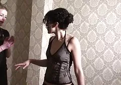 Die nackte Schlampe lutschte den großen Schwanz eines Mannes extreme fickfilme zur Massage und machte diesen Vorschlag selbst