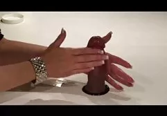 Studentin fickt sich Dildo fickfilme gratis auf dem Lehrertisch