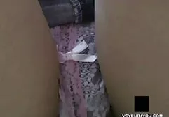 Heiße Brünette springt fickfilme kostenlos ansehen auf einen Schwanz