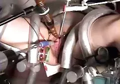 Mollige, vollbusige Schlampe lutscht extreme fickfilme einen fetten Schwanz